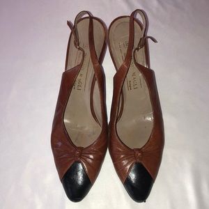 Bruno Magli Women’s Vintage Leather Heels, size 8